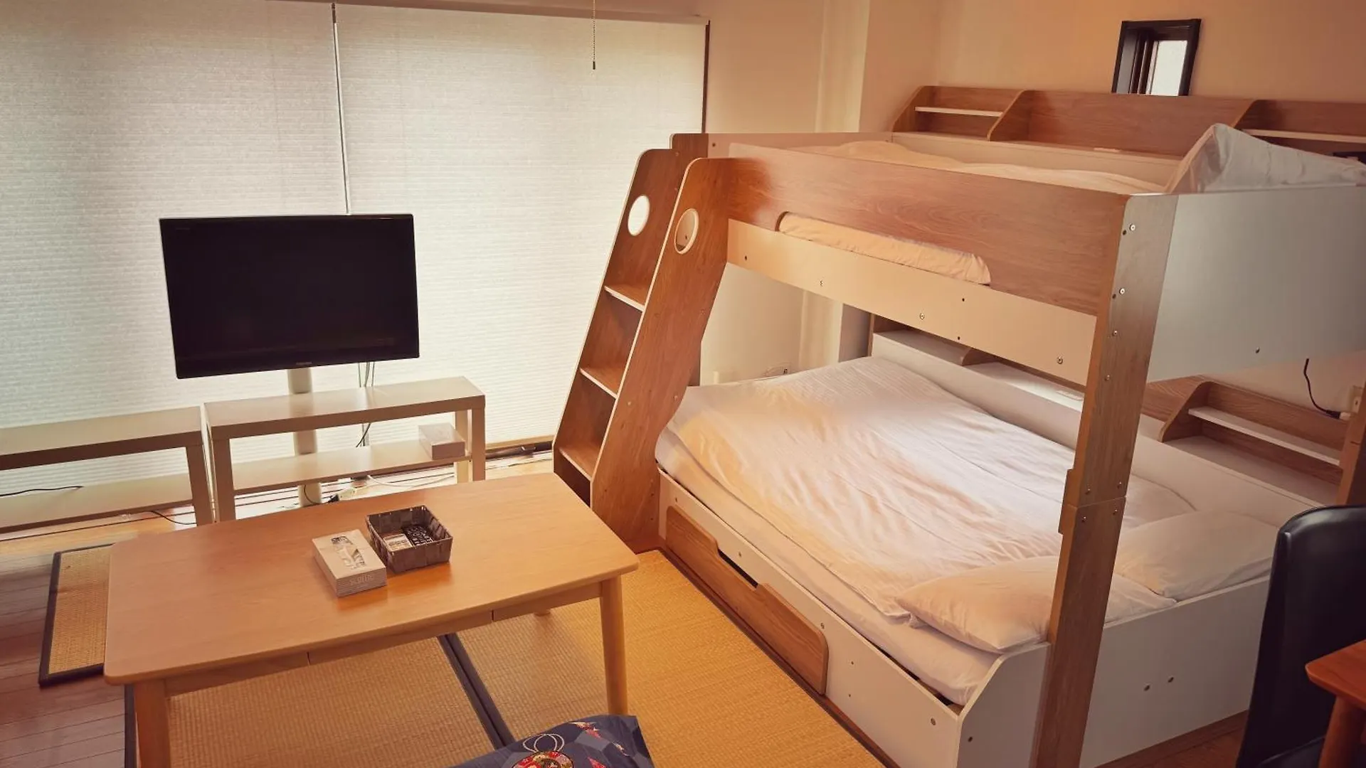 Uhome Ueno Hotel Tōkyō Appartement